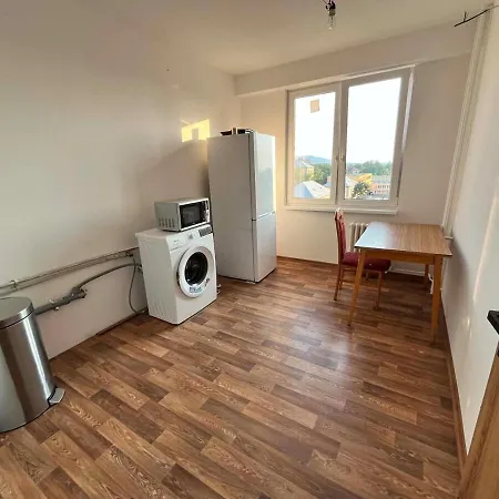 Flat To Rent For Beats For Love, 8 People, 4rooms דירה Frýdek-Místek